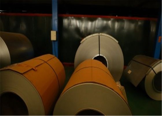Beli PVDF Color Coated Steel Coil dengan Z90 Zinc Coating untuk aplikasi atap bangunan dan wall cladding online manufacture
