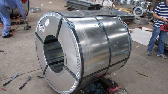 Beli Z40–Z300G DX51D Hot Galvanized Steel Coil Zinc Plating pada Besi untuk Aplikasi Kontainer dan Bangunan online manufacture